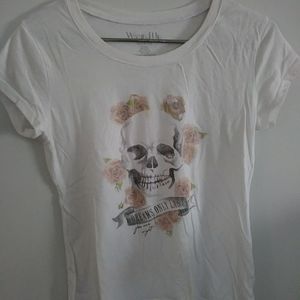 Women's XL White Skull And Flowers short sleeve